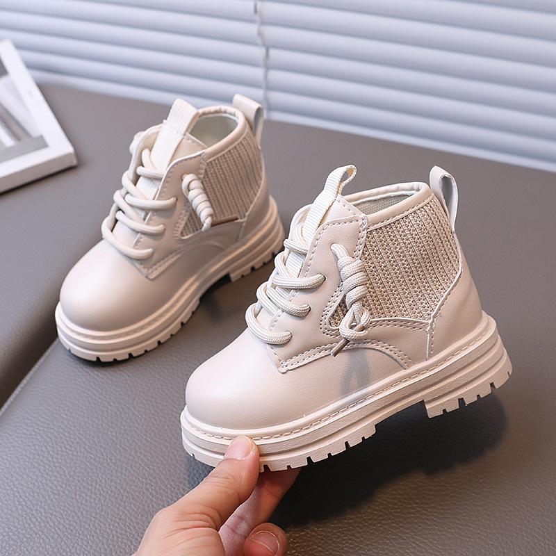 2025 New Korean Version of the Flat-bottomed Classmate Children's Martin Boots Girls' Medium-sized Short Boots Flat-bottomed Medium-sized Children's