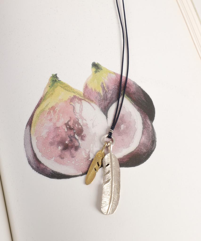 Selloria Diparma Leaf Colana Silver Pendant Necklace
