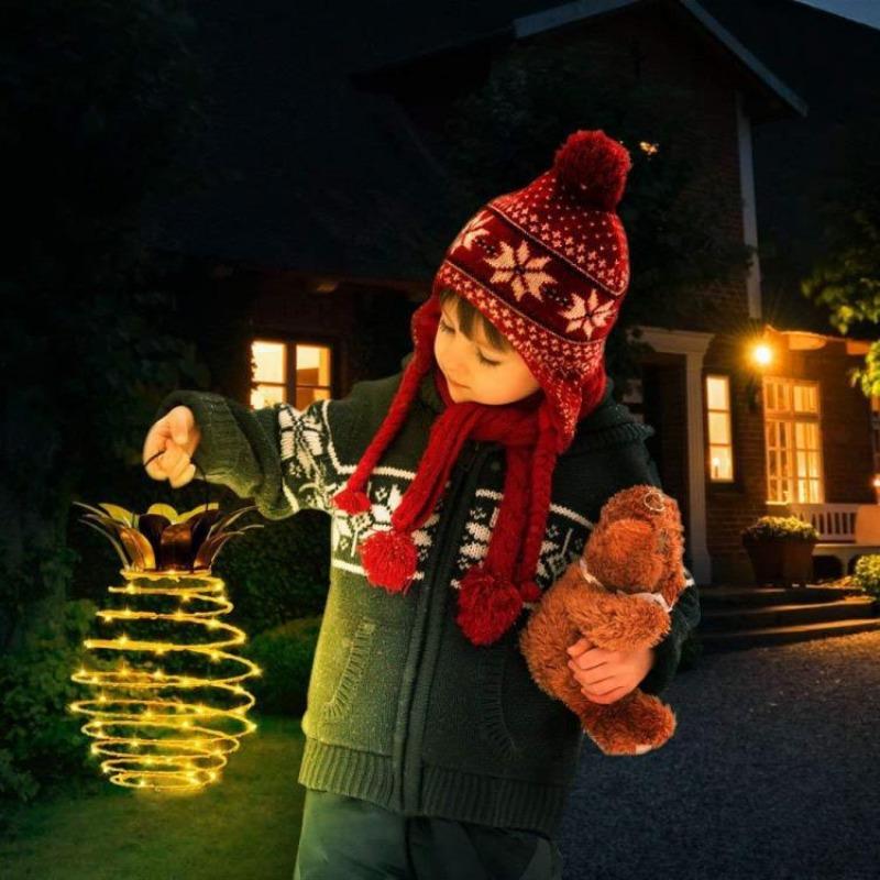 Solar Charging Light LED Copper Wire Light String Pineapple Iron Lantern Outdoor Waterproof Garden Decorative Hanging Lights