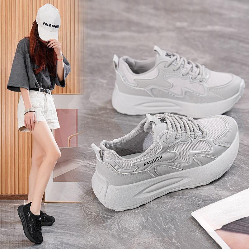 New Breathable Sports Shoes Versatile Thick-soled Casual Soft-soled Running Dad Shoes