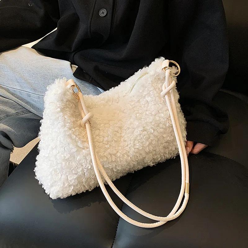 2023 New Plush Fabric Women's Shoulder Crossbody Bag Small Fashion Lambs Wool Fluffy Fur Winter Female Bag Designer Handbags