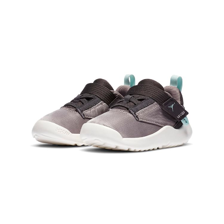 Jordan Proto 23 Comfortable Trendy Low-Top Walking Shoes Baby Sneaker Gray Black AT5713-003