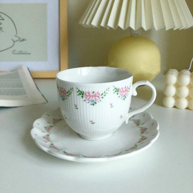 Ceramic Coffee Cup Saucer Vintage Relief Mug Breakfast Milk Mugs Fruit Dessert Dish Afternoon Tea Cups Drinking Utensils Gift