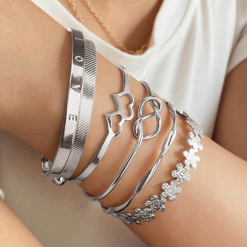 Selling Gold-Plated And Silver Plated Retro Open Layered Bracelet For Women, Fashionable Mix And Match Simple Bracelet