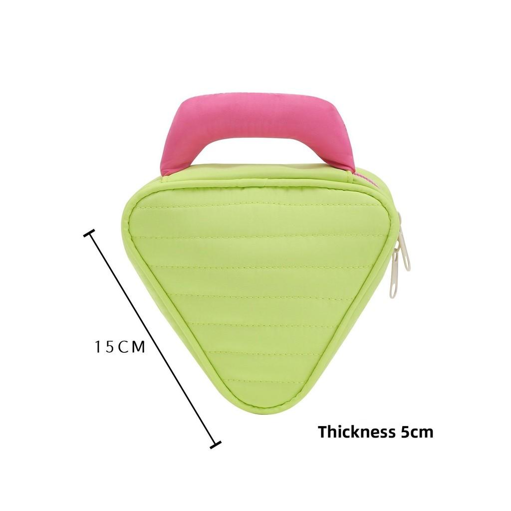 Polyester Makeup Bag With Sealed Closure For Travel And Storage
