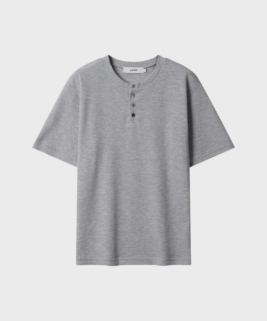 LEIRE Waffle Henley Neck Semi-Crop T-Shirt [Gray]