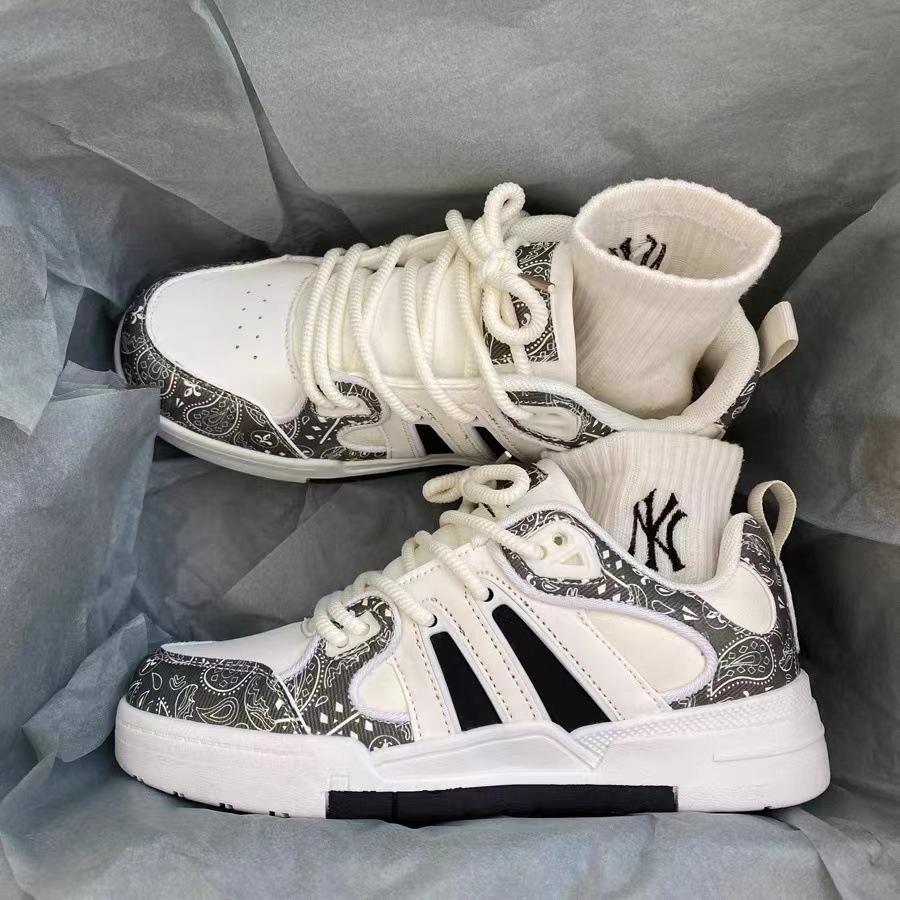 

Туфли на плоской подошве в стиле ретро. Туфли для пар. Повседневная обувь для доски. 38