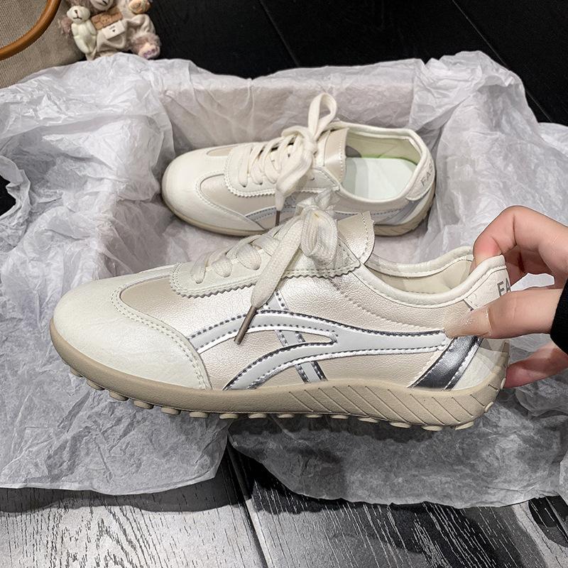 Faux leather little white shoes women's single shoes 2025 summer and autumn round head lace-up flat bottom student casual moral training shoes women