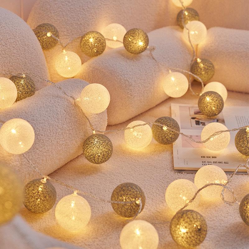 LED Cotton Ball Fairy Lights - Round Atmosphere Lights for Children's Room & Valentine's Day Flower Decor