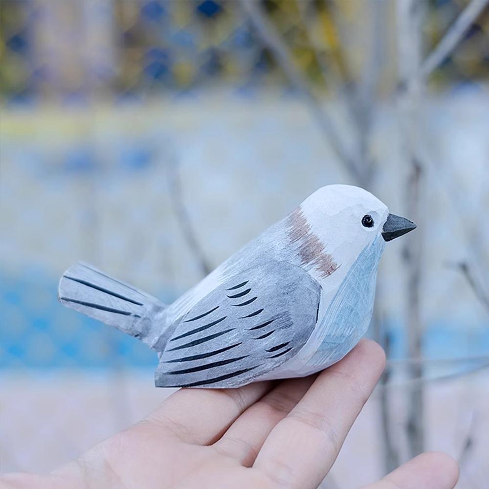 

Cute Wooden Sparrow Bird Figurine Handmade Carving Bird figurines Perfect Gift for Bird Lovers Desk Decoration Accessories светло-серый