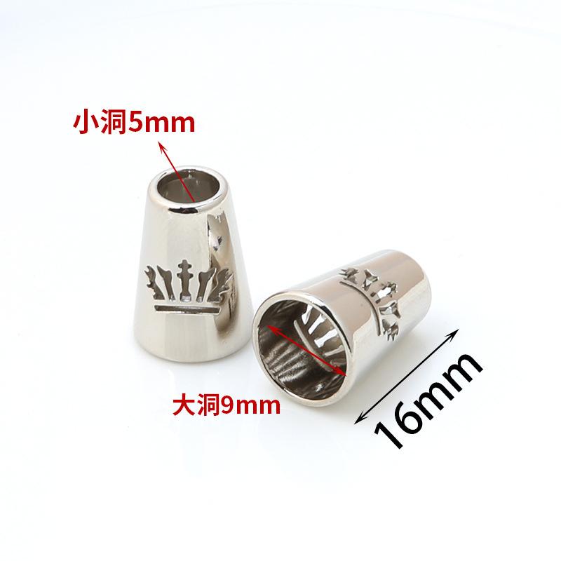 Down Jacket, Hanging Bell, Clothes, Sweater, Hat, Drawstring, Rope Head, Adjustable Trench Coat, Waistband Buckle, Accessories, Buttons.