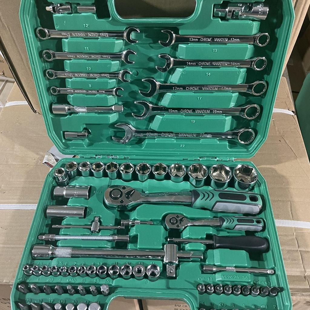216-Piece Socket and Wrench Set for Auto Repair