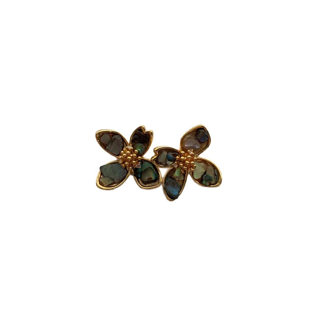 Natural Color Shell Blue Flower Stud Earrings French Retro Niche Design Earrings Elegant Temperament Light Luxury Earrings Women