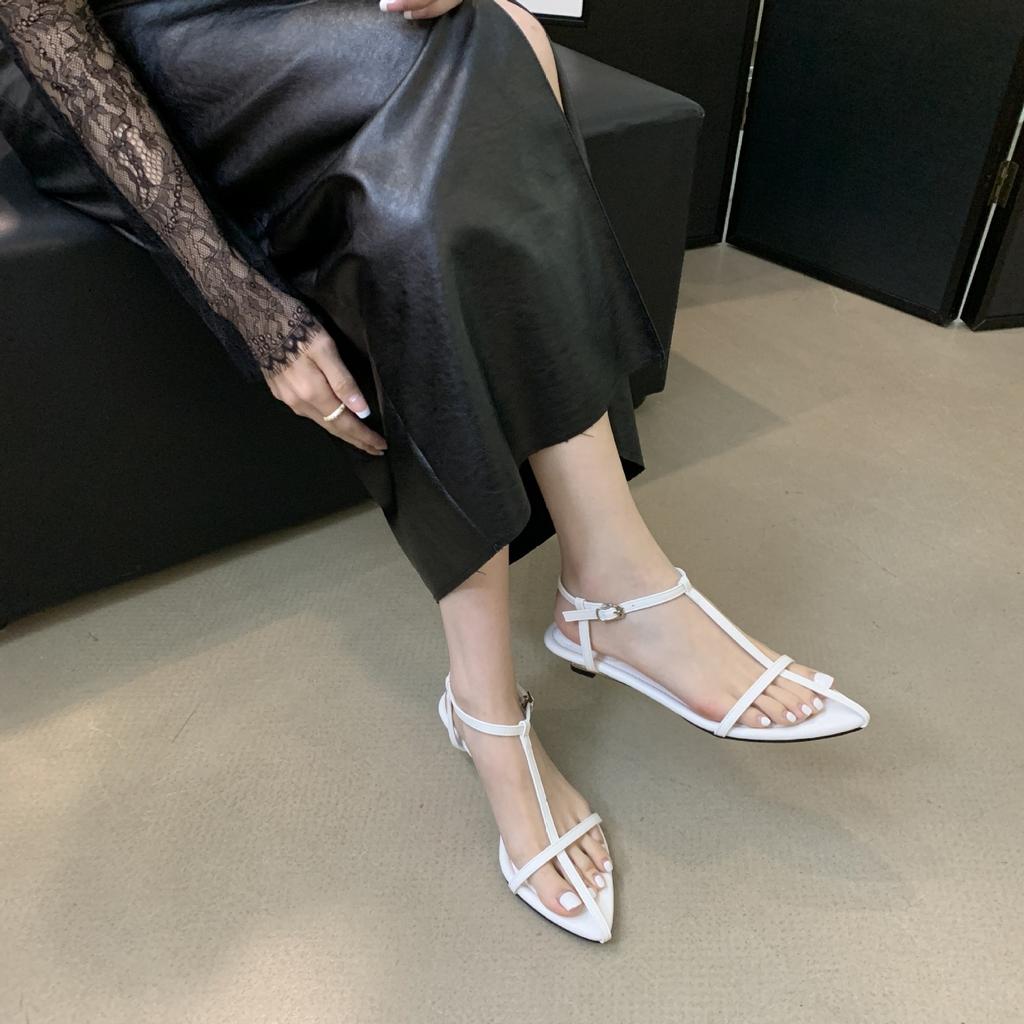 2025 Spring and Autumn New Fashion Versatile Roman Style Temperament Celebrity Open-toed Sandals Women's Simple Low Heel Wedge Heel