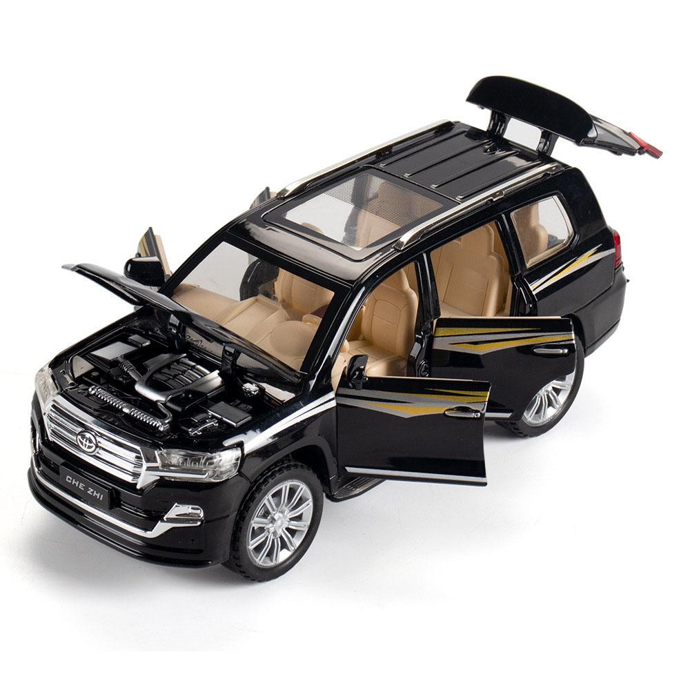 1:24 Land Cruiser Prado LC250 Model Car Toy Metal Diecast Doors Opened Off-road Vehicle Sound Light Pull Back Models for Boys