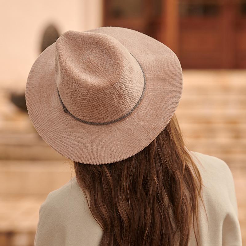 New wide-brimmed tapered knitted hat for men and women, large brim hat, light