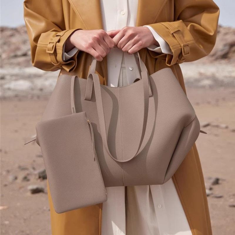 Spring New Lychee Pattern Women's Tote Bag Fashion Simple High Capacity Dumpling Bucket Bag Ladies Solid Color Shoulder Underarm Bags with Small Pouch