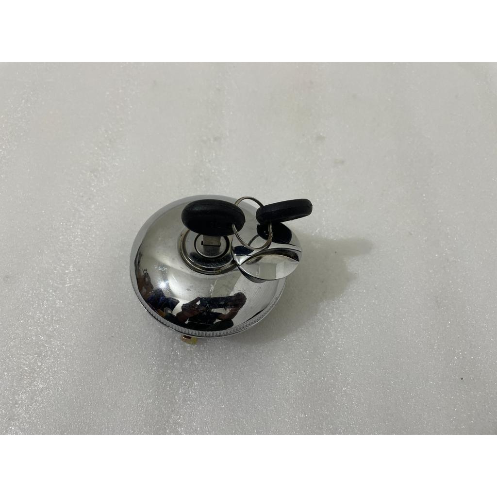 Benzin-Kraftstofftankdeckel & Adapter mit zwei Schlüsseln Set Ambassador Auto |Passend für
