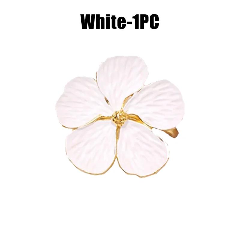 96PCS Bloom Napkin Ring Flower Types Decoration Napkin Holder Plum Blossom Napkin Buckle for Hotel Parties Feast Dining Table