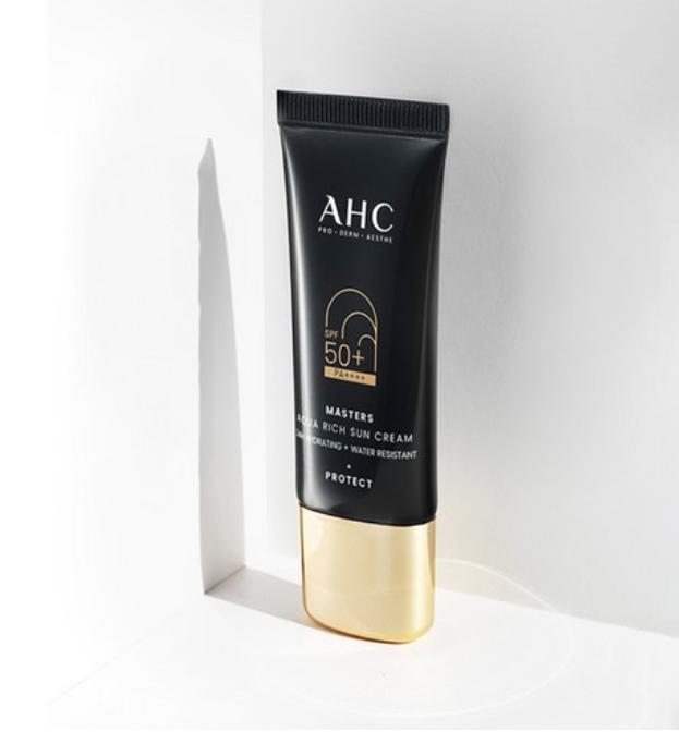 AHC Masters Aqua Rich Sun Cream SPF50+ PA++++ | Lightweight & Hydrating Korean Sunscreen – 30ml