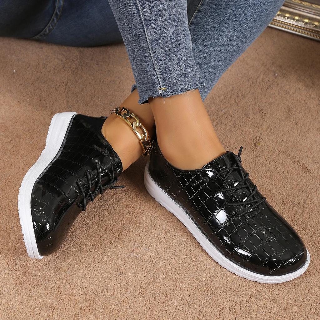 Women Causal Sneakers New Summer Shoes Woman Fashion Breathable Lace Up Sports Shoes for Women Platform Walking Designer Shoes