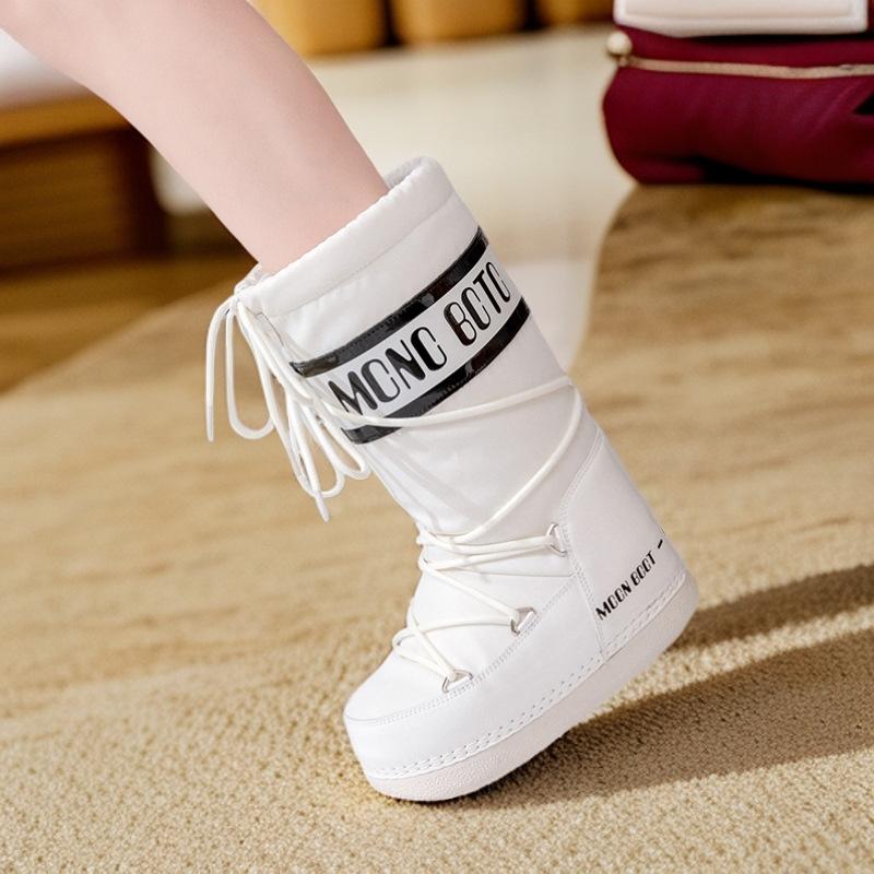 Botas de nieve Space moon para niños 2025 invierno nuevo realce manga térmica botas de algodón antideslizantes MOON mismas botas