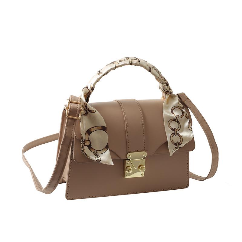 

Handbag summer new shoulder messenger bag niche commuter small square bag fresh and sweet wind one size fits all