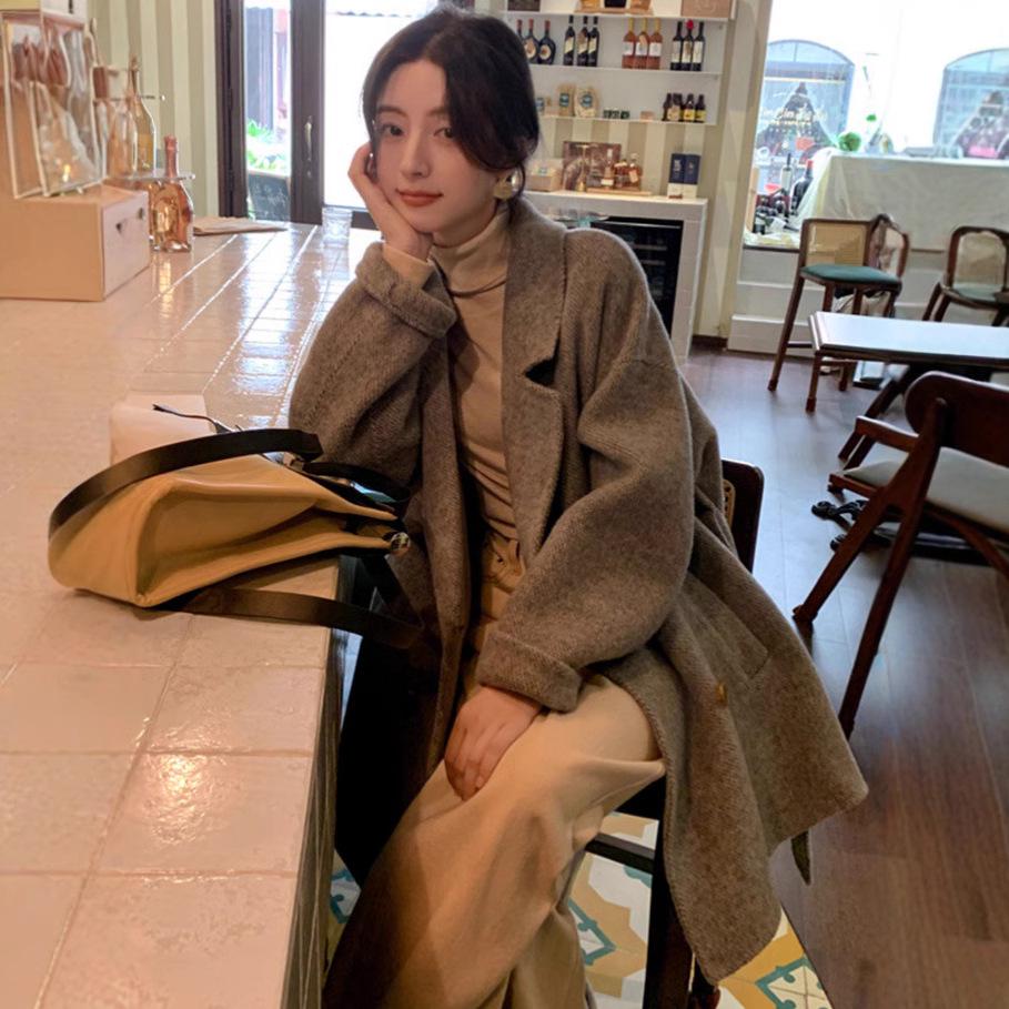 

Women s Mid-Length Double-Breasted Alpaca Wool Coat - Double-Sided, Suit Collar, Tie-Waist, Fall/Winter Collection Small сірий колір