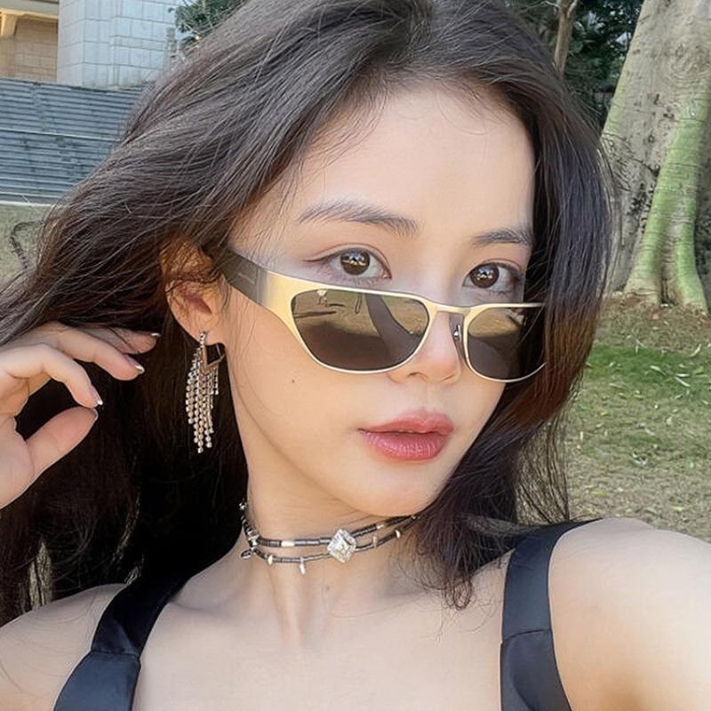 Vintage Fashion Metal Small Frame Cat Eye Sunglasses Women For Men Sun Glasses Punk Luxury Brand Designer Hip Hop Eyeglasses