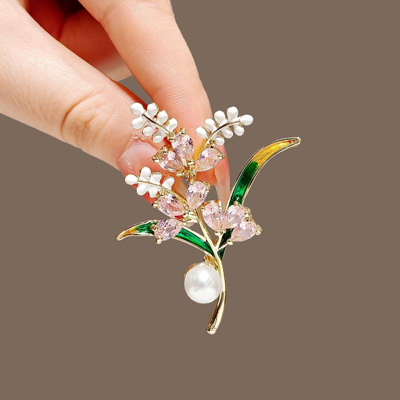 Luxuriöse koreanische Schleifenbrosche – Elegante und vielseitige Anstecknadel für Anzüge und Kleidung