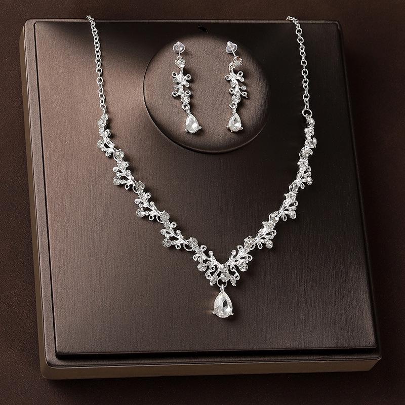 Vintage Rhinestone Crown Headdress Set: Necklace, Earrings, and Hair Accessories for Weddings and Special Occasions