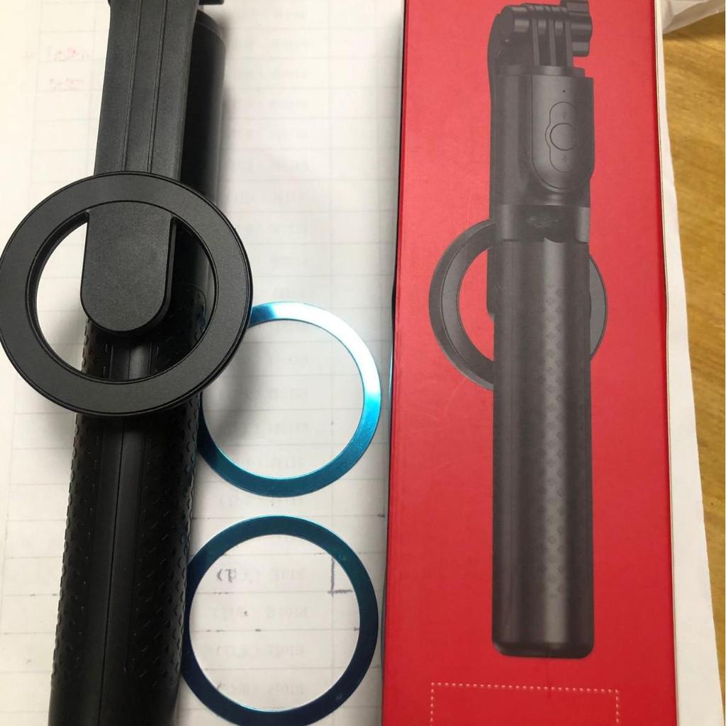 New Portable Magnetic Selfie Stick with 360° Rotating Phone Holder & Extendable Tripod