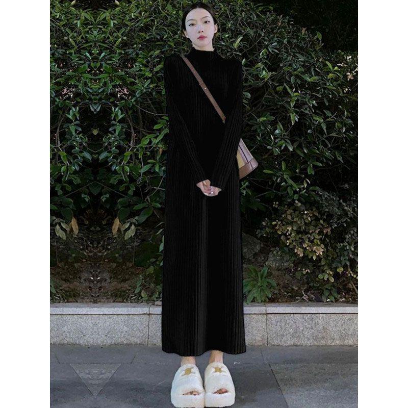 Autumn Winter Over-the-Knee Long Knitted Dress: Slimming and Thickened