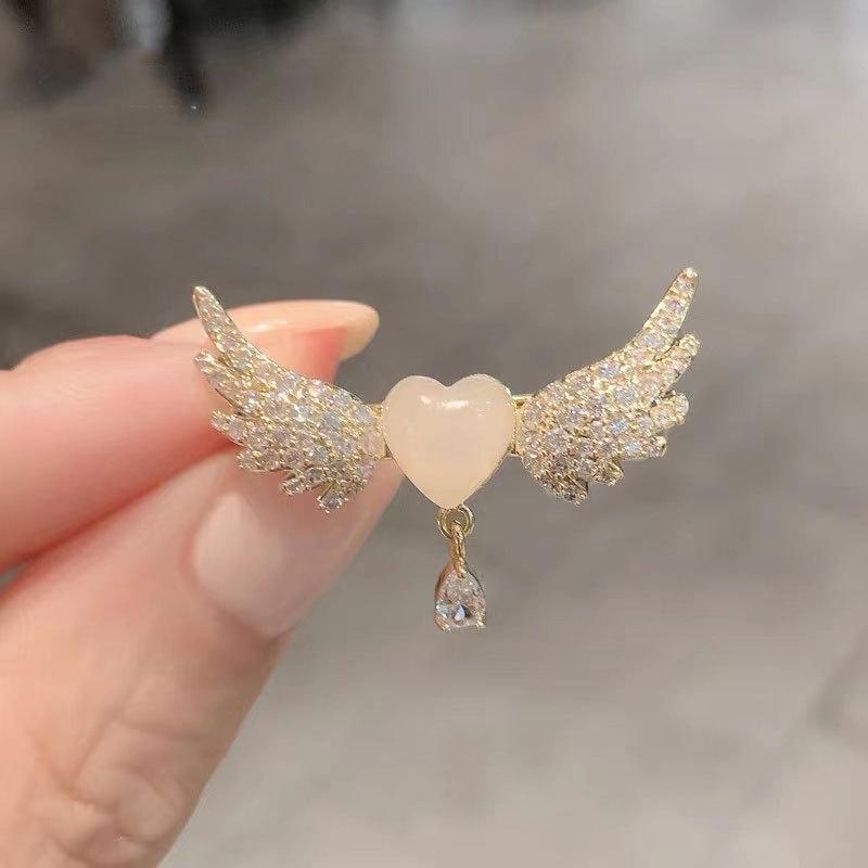 Luxury Korean Bow Brooch – Elegant and Versatile Pin for Suits and Attire