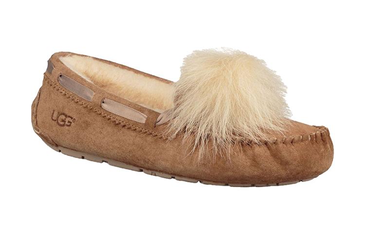 UGG Dakota Pom Pom Slip On Brown Women's 1019015-CHE