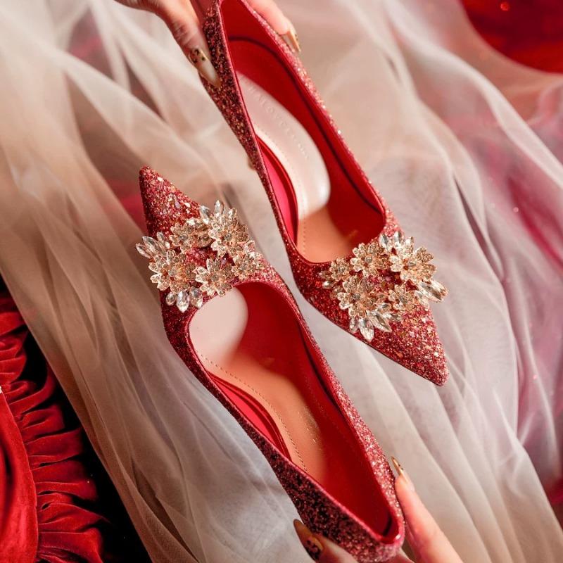 Fashion Spring New Thin Heel Shoes Women's Fashion Pointy Shallow Mouth Glitter Anti-slip Wear-resistant High Heels