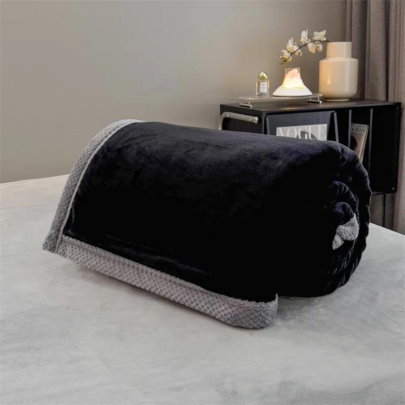 2025 New Milk Velvet Blanket Four Seasons Universal Solid Color Multi functional Double sided Velvet Office Napping Blankets