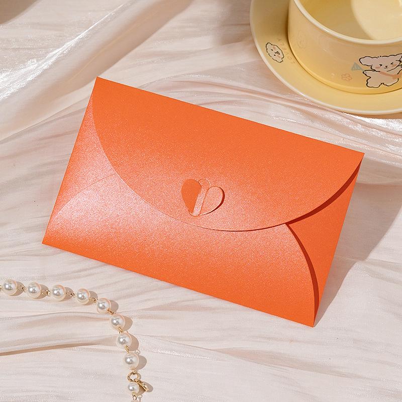 Heart-shaped Clasp Business Invitation Envelope with Custom Hot Stamping