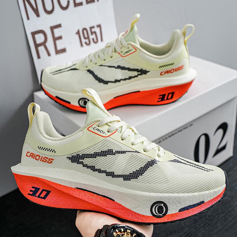 New fashion outdoor leisure breathable comfortable running shoes carbon plate high elastic shock absorption student training sports shoes