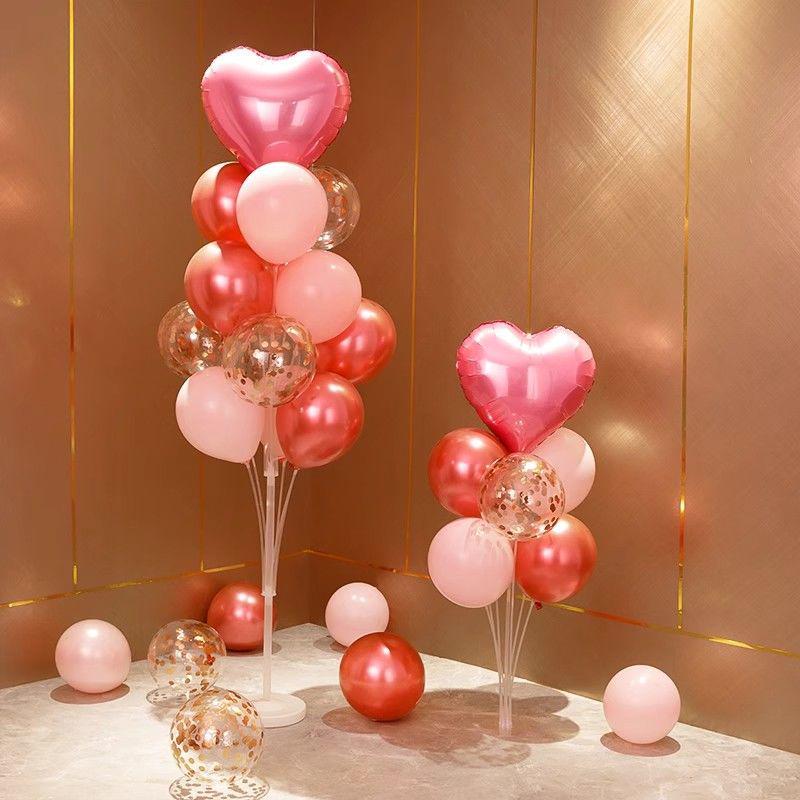 Alla hjärtans dag Ballongpelardekoration för fester: Idealisk för bröllop, födelsedagar och evenemang. Perfekt för en romantisk atmosfär.