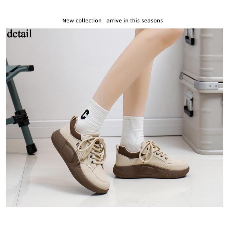 Scarpe da ginnastica alla moda da donna Scarpe da skateboard antiscivolo con lacci per esterni Scarpe sportive piatte da passeggio comode e leggere per le donne