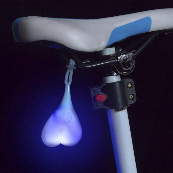 Lampă din spate pentru bicicletă, din silicon, rezistentă la apă, în formă de inimă, Lampă de avertizare Călărie de noapte MTB Road Mountain Bike Lampă din spate Accesorii pentru biciclete