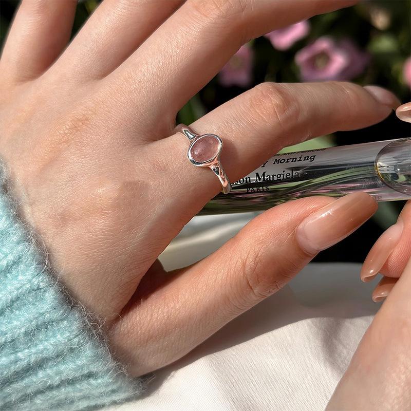 

Unique Copper Highquality Ring For Women Featuring Adjustable Design And Sweet Strawberry Quartz