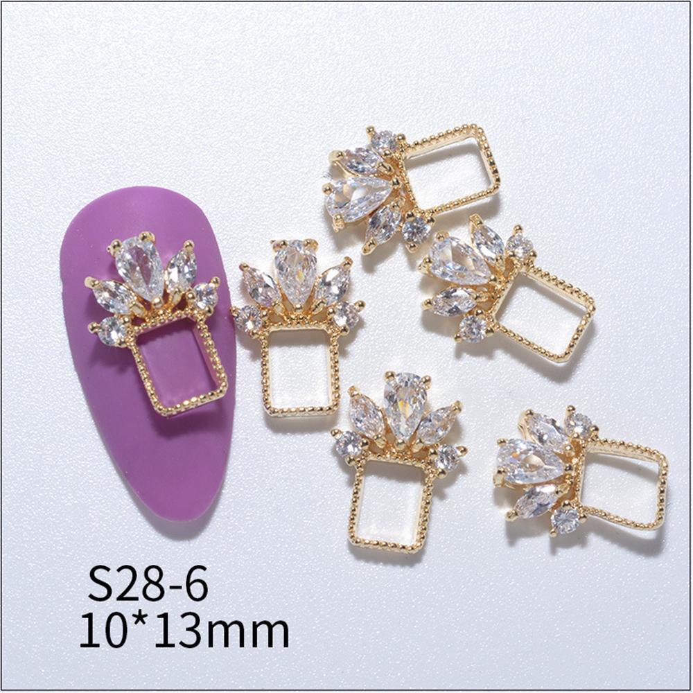 DIY 3D Manicure Accessories Metal Nail Art Decorations Crystal Nail Rhinestones Nail Jewelry Pendant Chain Nail Zircon