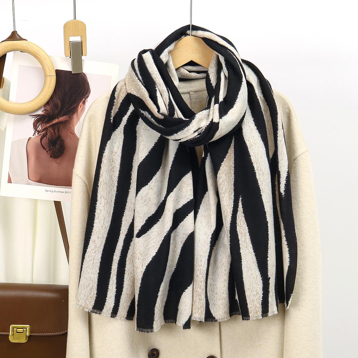 

Zebra Stripes Shawl Imitation Cashmere Thickened Winter Warm Scarf Windproof Foulard Pashmina Hijabs For Women Man