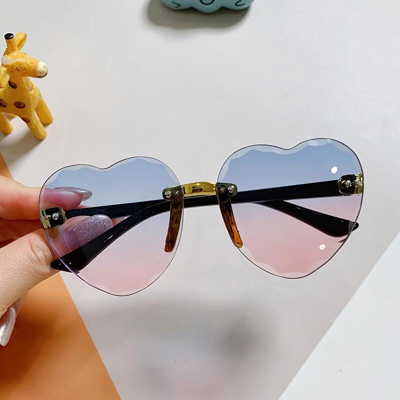 Heart Shaped Kids Sunglasses Photochromic Fashion Small for Girls