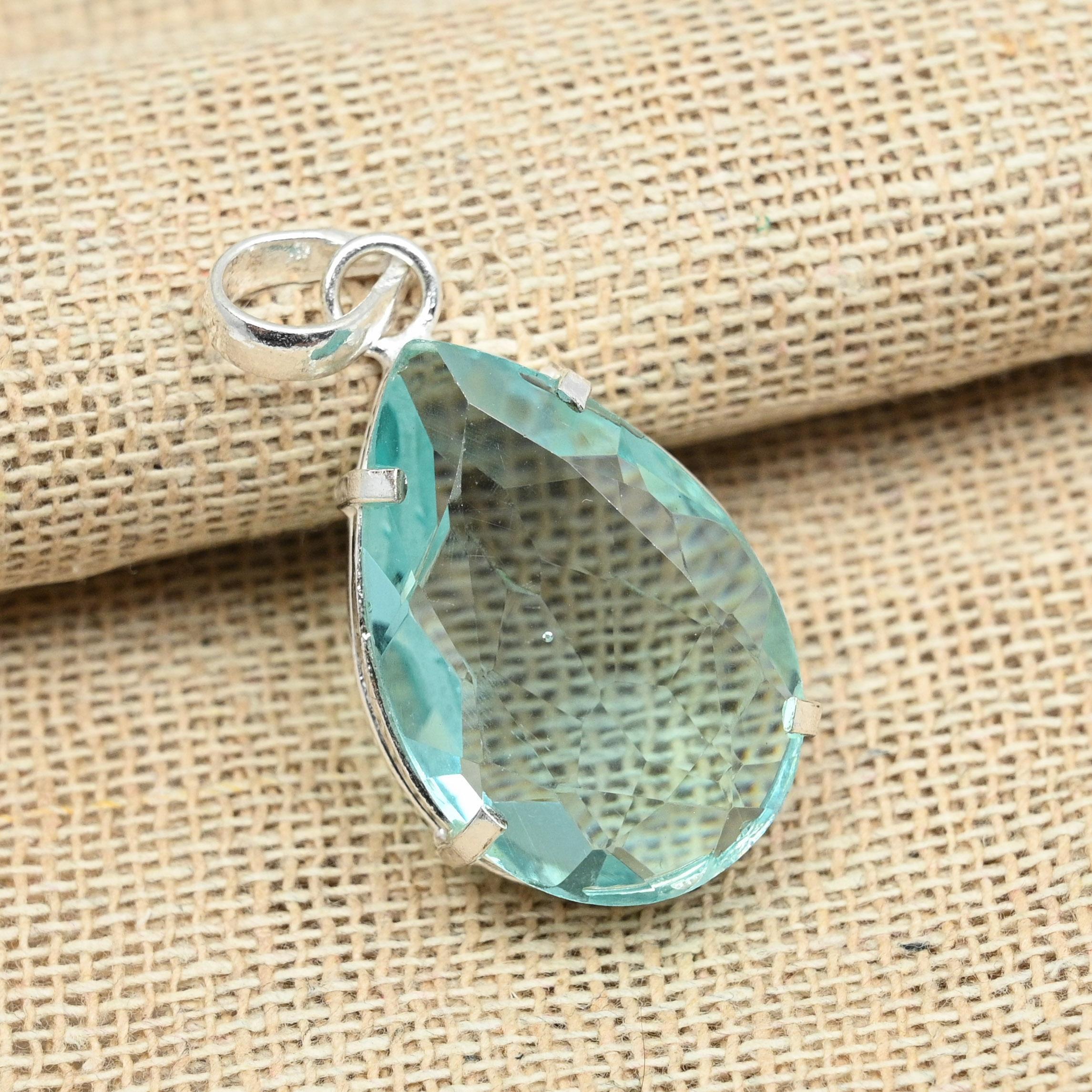 

Граненый синий топаз драгоценный камень ручной работы стерлингового серебра 925 пробы подарок на день рождения кулон 1.77 Inches синий