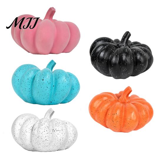 Tabletop Pumpkin Sculpture Halloween Ornaments, Resin Delicate Texture Stable Sculpture, Spotted Retro Textured Accents, for TV Cabinet
