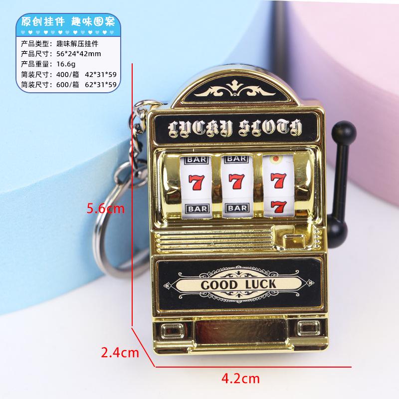 Creative Mini Fruit Slot Machine Casino Lucky Charm Jackpot Keychains Key Chain Pendant Slot Machine Keychain Novelty Gifts 5.6 x 4.2 x 2.4cm золотой