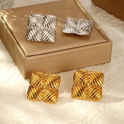 Orecchini Quadrati Vuoti Quadrati in Acciaio Inossidabile Moda Tendenza da Donna Temperamento Versatile Placcati Oro 18K
